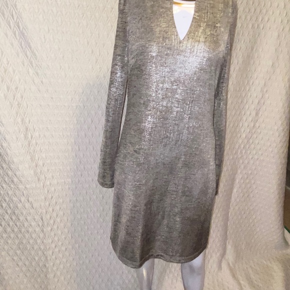 Metallic Vince Camutto Dress - Picture 2 of 4